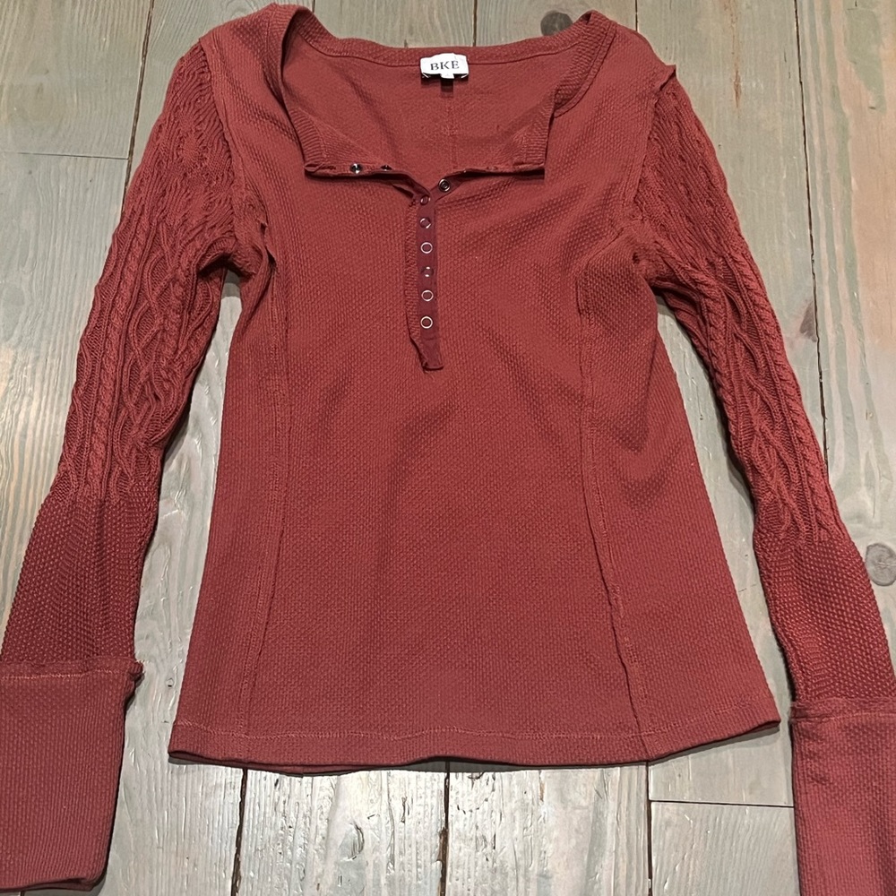Women’s Long Sleeve BKE Top Size Small